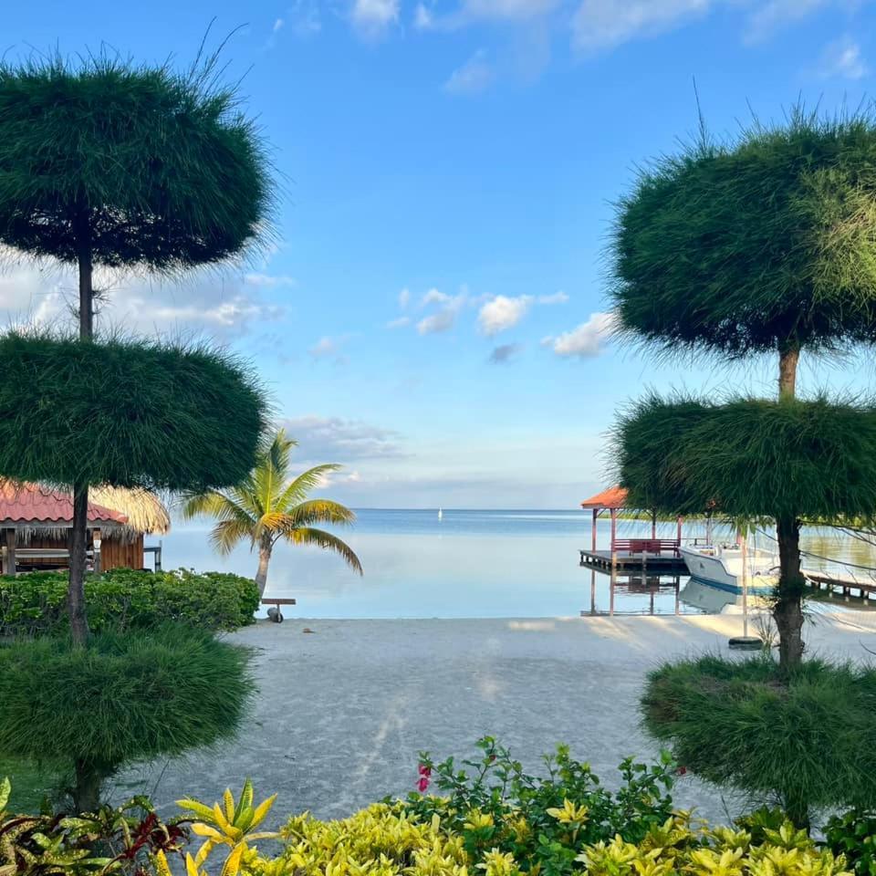 St. George'S Caye Resort Belize City Extérieur photo