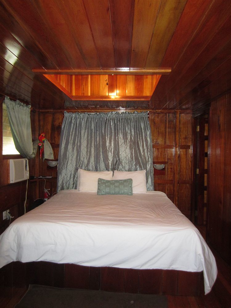 St. George'S Caye Resort Belize City Extérieur photo
